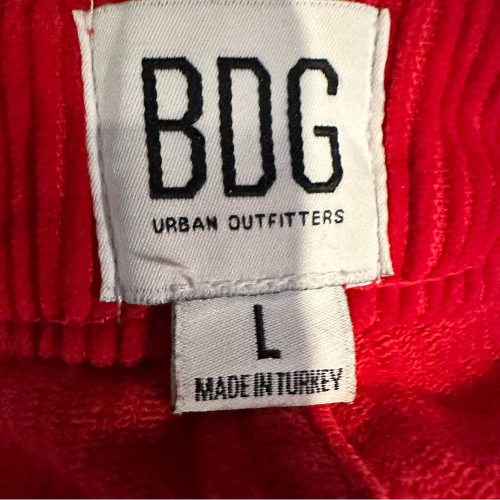 Women’s BDG Red Corduroy Shorts 100% Cotton - Picture 7 of 9
